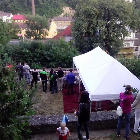 Hotel Zlaty Kohout Млада-Болеслав Экстерьер фото