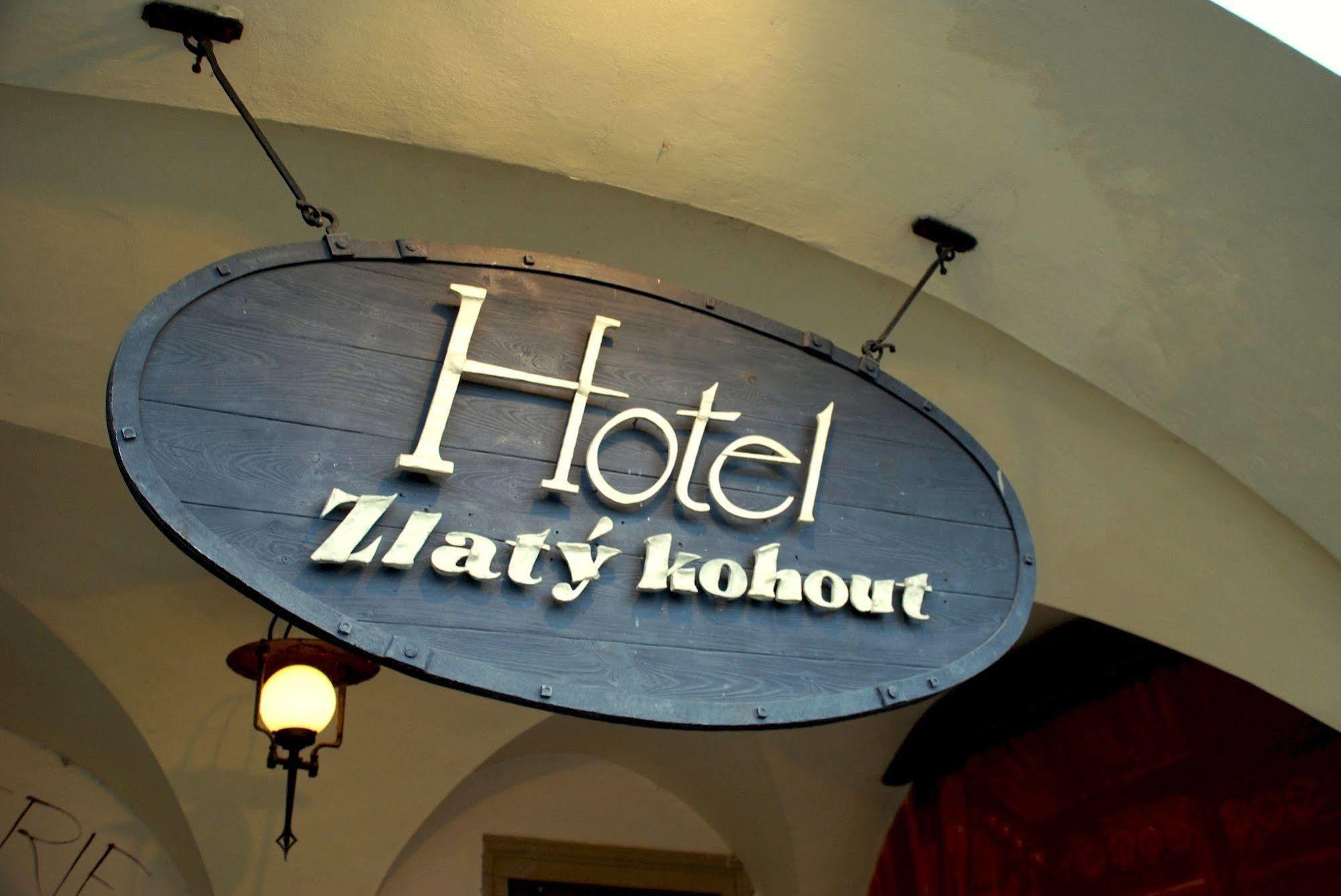 Hotel Zlaty Kohout Млада-Болеслав Экстерьер фото